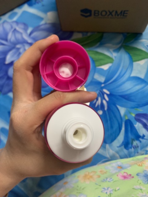 Dưỡng trắng hiệu quả và an toàn. Mình thích dưỡng thể của Nivea hơn các hãng khác là do tính thấm nhanh và ko gây kích ứng.