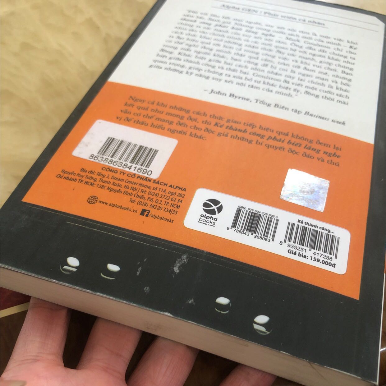 Sách vừa cũ vừa dơ 
Sẽ k mua ở đây nữa