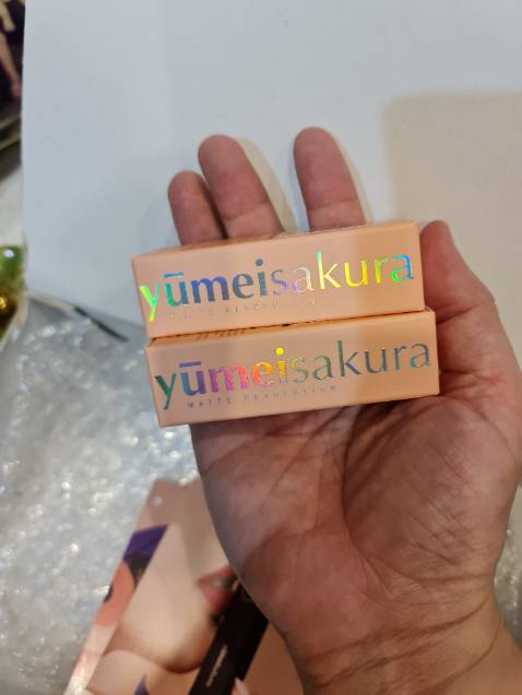 Giao hàng chuyên nghiệp, nhanh. đóng gói đẹp. Nhìn rất sang. Để dùng thử xem sao