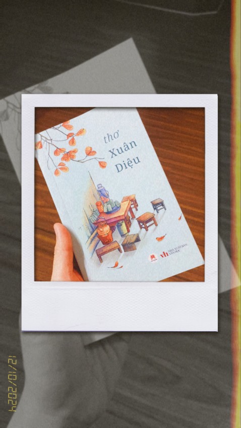 Tập thơ đúng ý mình. Ko cần lời đề tựa giới thiệu nhiều mà vào thẳng vấn đề luôn. Thơ ngay trang đầu tiên.