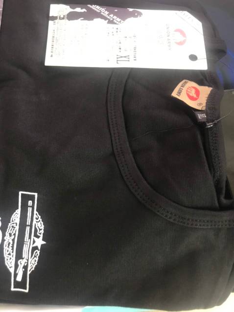 Qúa tuyệt shop nhé. từ đường kim mũi chỉ đến vỏ hộp sản phẩm quá chim ưng luôn nhé. hàng giao nhanh chóng yêu cách làm việc của các bạn quá đi thôi. chúc shop buôn may bán đắt nhé. 5 sao