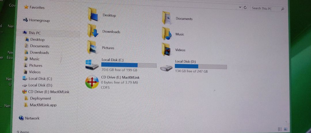 Đóng gói tốt, hàng nguyên đai kiênbTôi kết nối 2 máy cùng cài Win 8.1 không thành công (theo nghĩa plug-and-play như giới thiệu). Đề nghị nhà bán liên lạc với khách hàng để xử lý. 
Dưới đây là ảnh chụp màn hình của 2 máy.