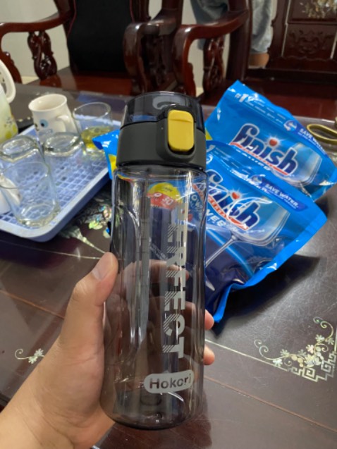 Rửa sạch sẽ nhá , nồi sạch boong ko có tý nhớp . Lúc trc rửa bằng tay vẫn có nhớp nay có máy khoẻ ghê mà lại sạch kin kit. Shop cho bình oke ghê