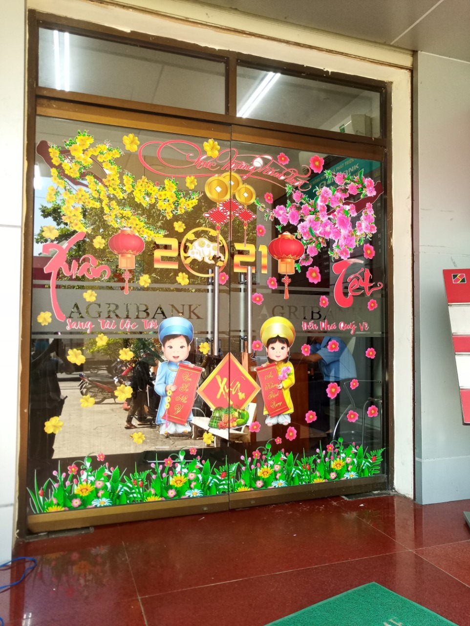 Tranh xuất sắc luôn ak, sếp mình khen quá trời , làm mình cũng vui lây,cảm ơn shop nhiều,mình sẽ ủng hộ shop dài dài