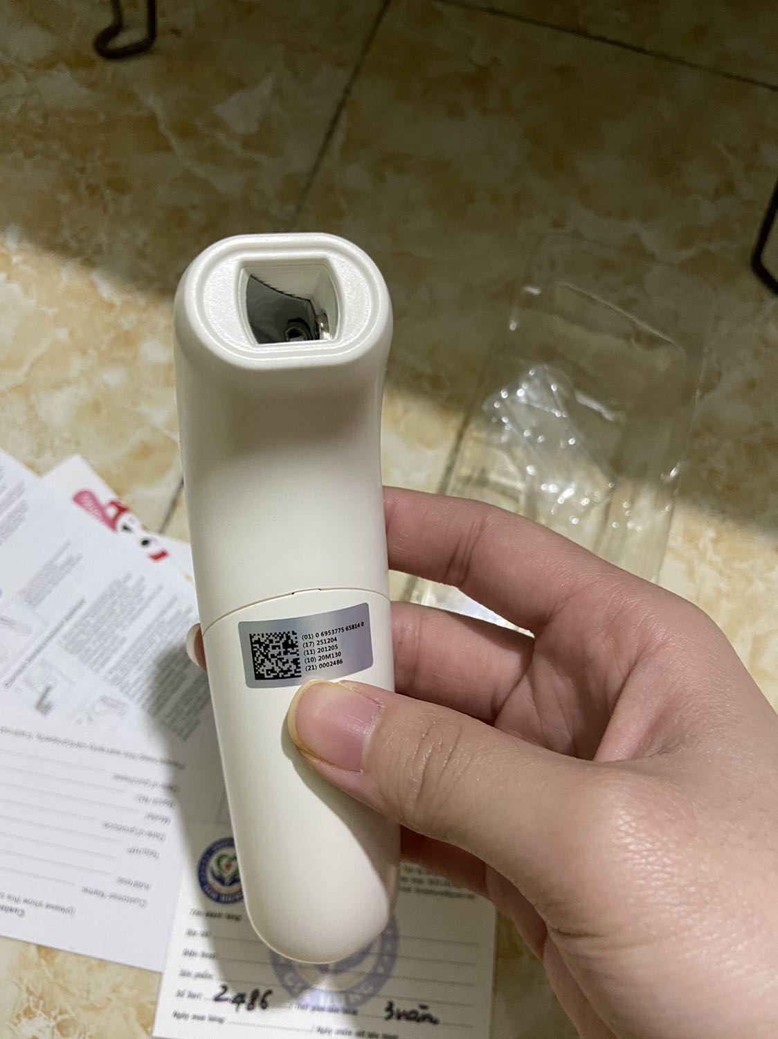 Nhiệt kế đẹp dễ dùng giấy tờ đầy đủ có kèm pin, tuy hộp hơi móp nhưng không ảnh hưởng đến sp bên trong
Mình chưa kiểm tra độ chính sác của chỉ số, nếu có thể sẽ update lại sau Nhiệt kế đẹp dễ dùng giấy tờ đầy đủ có kèm pin, tuy hộp hơi móp nhưng không ảnh hưởng đến sp bên trong
Mình chưa kiểm tra độ chính sác của chỉ số, nếu có thể sẽ update lại sau