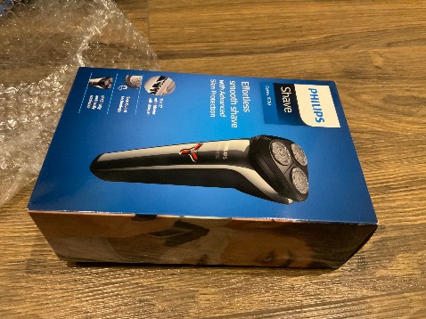 Sp đúng mô tả, chính hãng nên trông đẹp. Mới đầu phải sạc khoảng 4-6 tiếng thì đầy và đã hoạt động tốt.