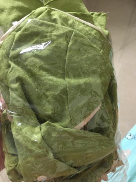 Chất xước, mỏng, nhẹ, mát, như mô tả, rất đáng mua. Cảm ưn tiki