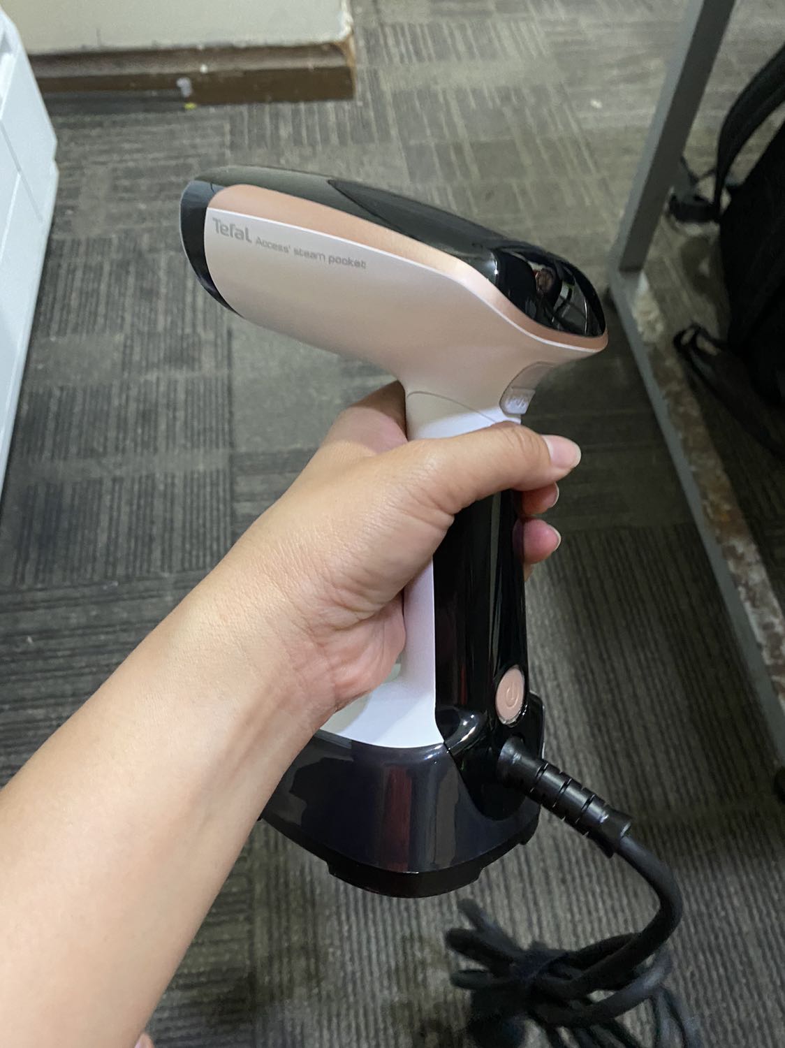 Ngoại quang đẹp, sang chảnh nhưng sp bị lỗi sử dụng ko phun ra miếng hơi nao. Mới nhận hàng *** thử kn