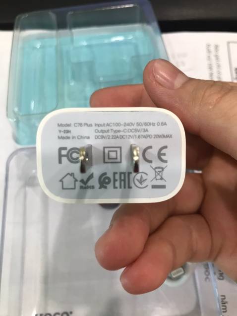 Bộ sạc đẹp xịn xò, sạc nhanh, hàng chính hãng dòng điện chuẩn dùng yên tâm hơn hẳn, ủng hộ shop.