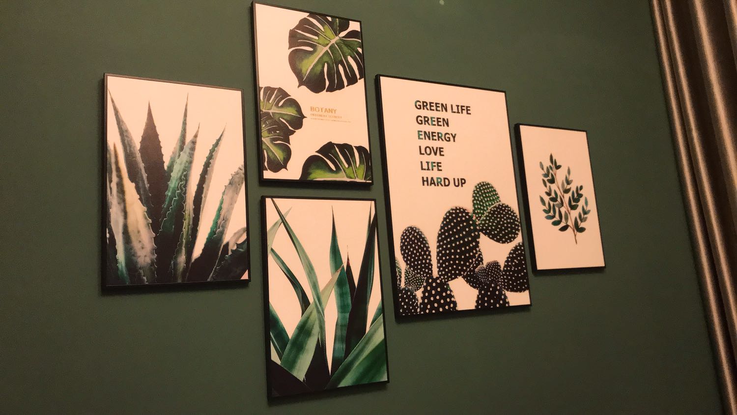 Tranh đẹp, gói hàng cẩn thận