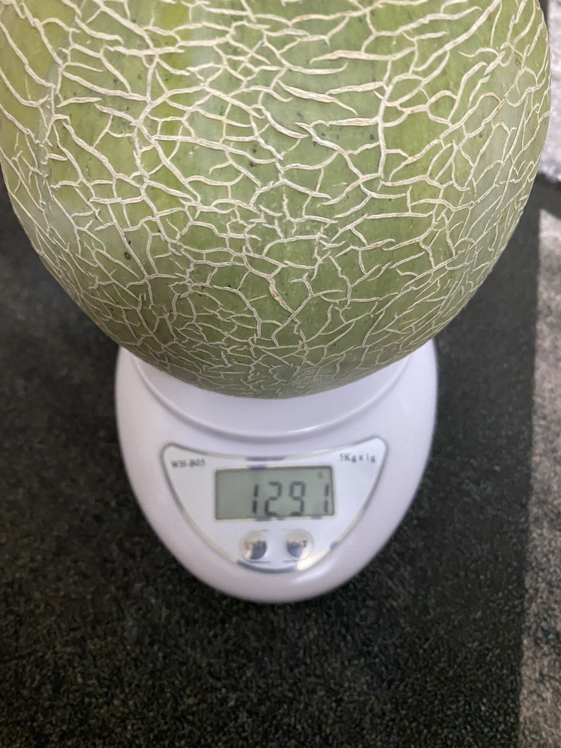 Sản phẩm nhỏ gọn, cân khá chính xác! Giá thì khá hợp lý cho 1 chiếc cân chạy pin nhỏ gọn thế này! Rất phù hợp và tiết kiệm không gian, mọi người nên thử ✌️ Sản phẩm nhỏ gọn, cân khá chính xác! Giá thì khá hợp lý cho 1 chiếc cân chạy pin nhỏ gọn thế này! Rất phù hợp và tiết kiệm không gian, mọi người nên thử ✌️