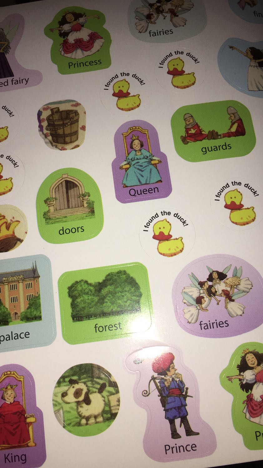 Mình thấy cũng khá ổn, có hình dán rất hay. Nhưng truyện hơi ngắn