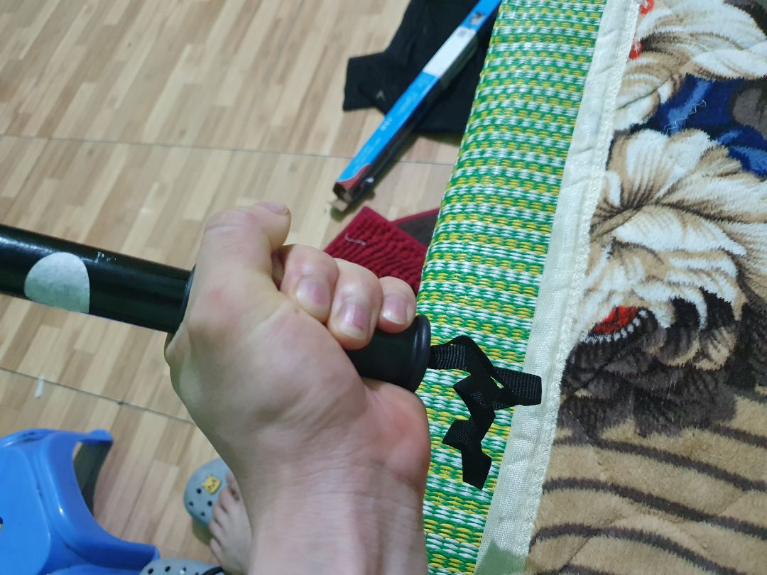 Vị trí tay cần chưa tốt cho lắm Vị trí tay cần chưa tốt cho lắm