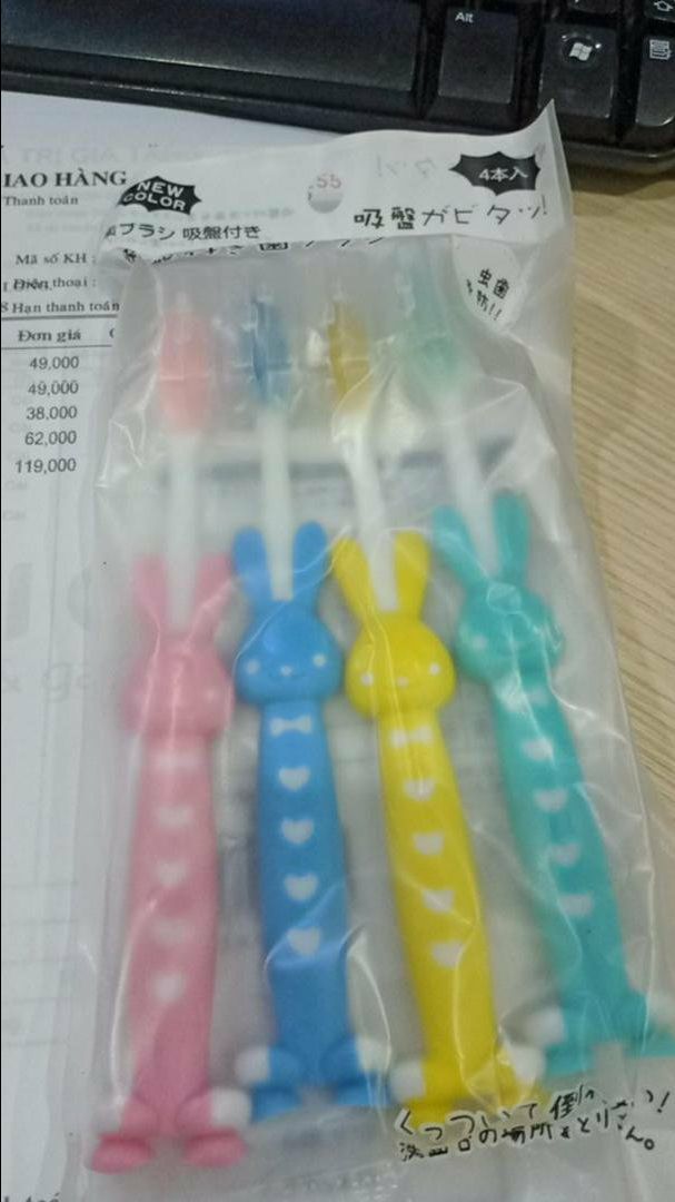 hàng kỹ giao đủ . giao hàng nhanh. rẻ đẹp. đánh k đau nú. bé thích