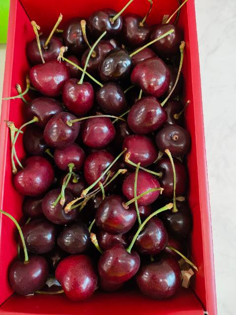 Sản phẩm tốt, giao hàng nhanh. Date xa, nói chung là hài lòng