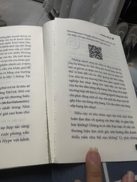 trước đây đã từng mua sách bên Tiki rất nhiều, nhưng sau lần này mua nhầm cuốn này chất lượng sách tệ quá, mình mới nhận 18h hôm nay, là lôi ra đọc liền, gần cuối thì mấy trang cuối thi nhau xúc ra hết, 😂😂