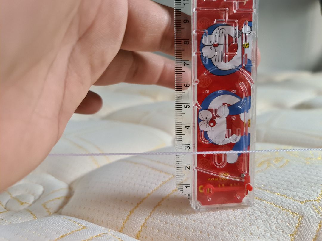 Nệm bị lỗi, bị lún gần 3cm, gây đau lưng, khó chịu cho người sử dụng, tôi đã phản ánh vấn đề này rất nhiều lần nhưng chưa được giải quyết, nay tôi yêu cầu được trả hàng theo chính sách trả hàng của Tiki đổi trả trong 30 ngày nếu sản phẩm lỗi. gửi kèm link Youtube để chứng minh sản phẩm bị lỗi https://youtu.be/l1QL1w3rMgk