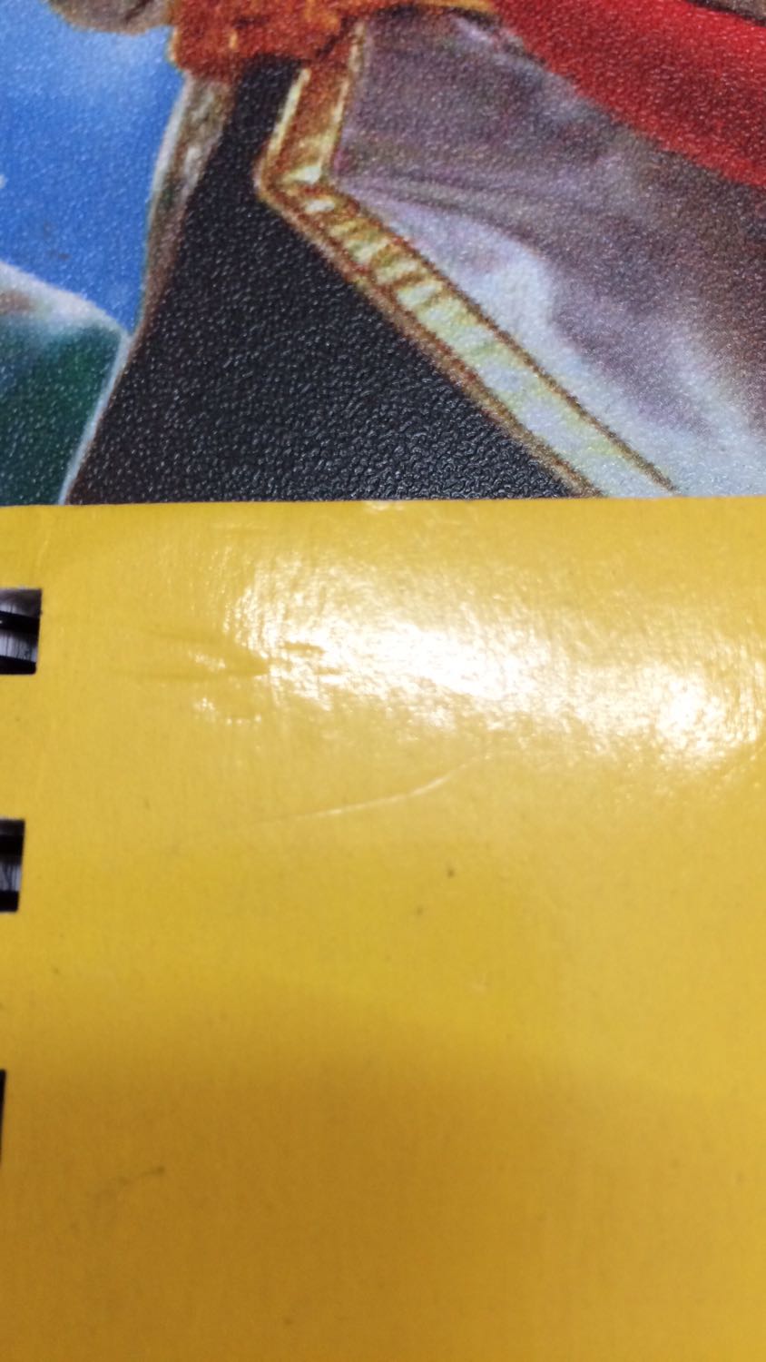 Mình thật sự thất vọng vè món hàng này khi nhận đc hàng thì bao bọc ko cận thận, khi mới nhận đc hàng thì đã xước đủ chỗ và còn bụi nữa ko những thế mà còn bị gấp mép