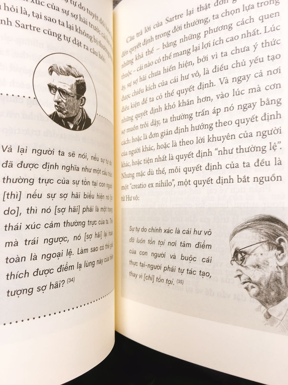 Sách cực mới luôn. Sarter là triết gia mình thích nhất. Ông là người đã đưa ra chủ nghĩa hiện sinh và khai sáng sự tự do trong tư duy, hành động của mỗi người. Các tư tưởng cốt lõi nhất của ông đã được trình bày đầy đủ trong cuốn sách này.
Shipper thân thiện, giao hàng nhanh