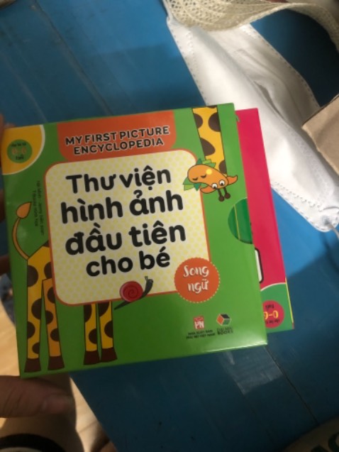 Bộ sách đẹp giao hàg nhanh hình ảnh sống động ...rất hài lòg về sản phẩm