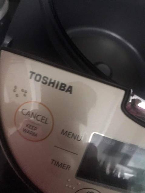 Nồi đẹp, kiểu dáng sang trọng, hàng chính hãng, nấu cơm ngon lắm