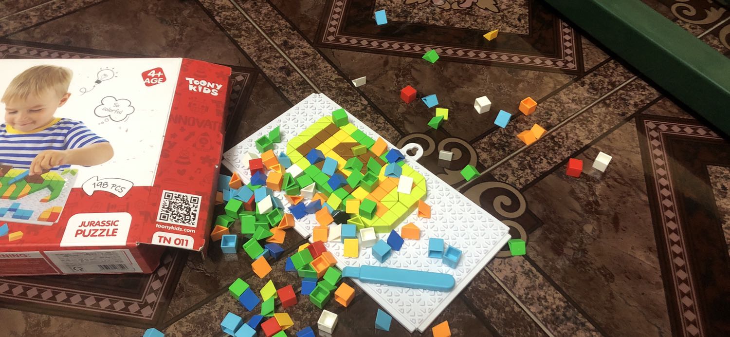 Hàng New
Thiết kế đẹp 
Nên mua về cho các con em nhỏ chơi ?