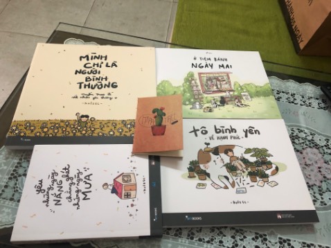 Chất lượng sách rất tốt nhưng bị bẩn vài chỗ, phần đóng gói tạm được.