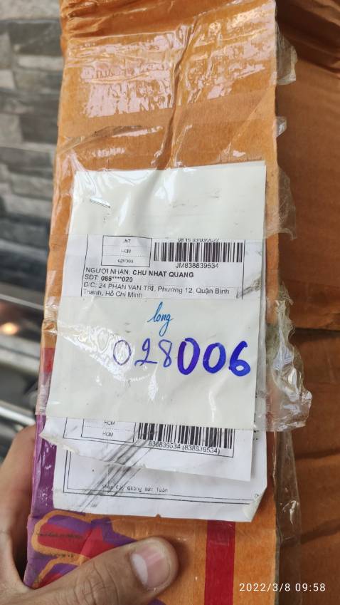 *** gạt, mua 1 đống cây mà tự ý đưa một cây khác