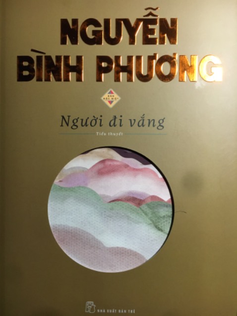 Một cái gì đó mơ hồ và xa xôi, lắng đọng. Sách không bị móp méo, ship nhanh chóng