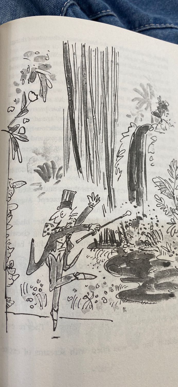 Mình khá hài lòng với sp lần này. Có 1 vài chỗ mình ko ưng lắm là bìa sách đóng lệch hẳn + bị vết đen đen mà giống vết cháy + rách 1 tí tị tì tí tầm 1mm2 :)))
Còn lại thì bên trong có các hình ảnh minh họa đẹp lắm, truyện rất ok?❤️