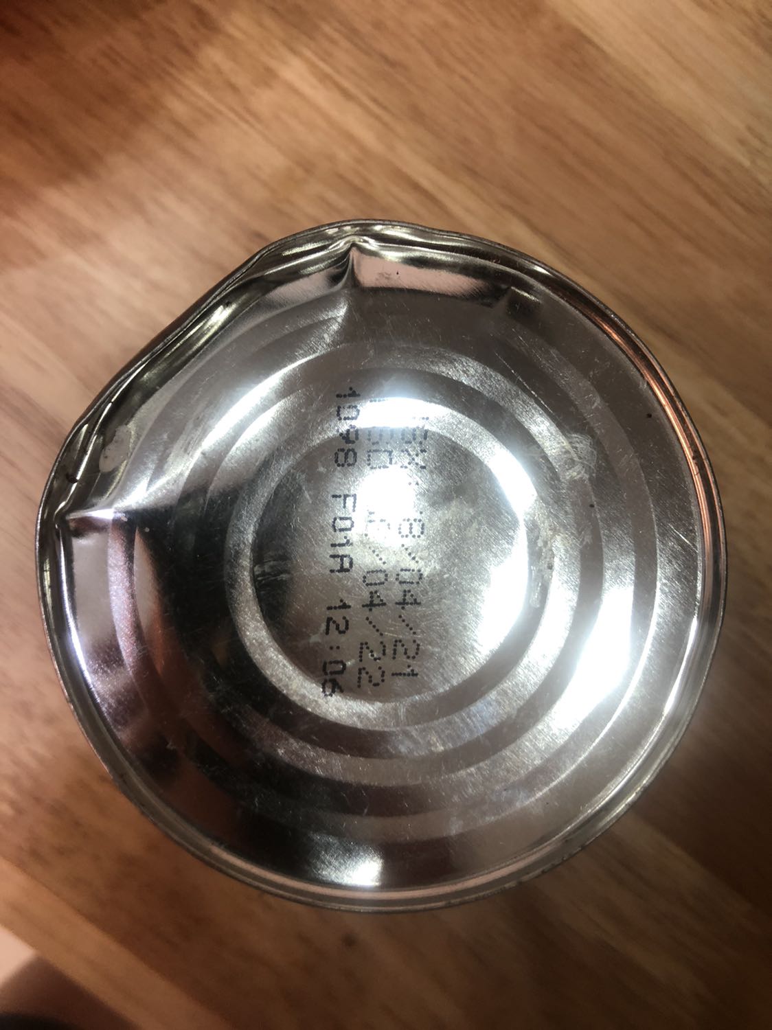 Tất cả hàng giao đều bịp móp nặng, vỏ hộp cũ , rỉ xét, ẩm mốc gióng như hàng để trong thùng rác lấy ra bán cho khách. Mùa dịch khi nhận hàng ko thể mở ra kiểm tra liền vì phải xịt khuẩn , để bên ngoài 1h mới mở thùng ra kt . Nhìn các hộp sữa mà thấy thất vọng nặng nề . Tất cả hàng giao đều bịp móp nặng, vỏ hộp cũ , rỉ xét, ẩm mốc gióng như hàng để trong thùng rác lấy ra bán cho khách. Mùa dịch khi nhận hàng ko thể mở ra kiểm tra liền vì phải xịt khuẩn , để bên ngoài 1h mới mở thùng ra kt . Nhìn các hộp sữa mà thấy thất vọng nặng nề .