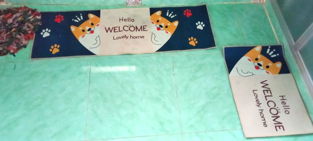 hàng giao không đúng mẫu.