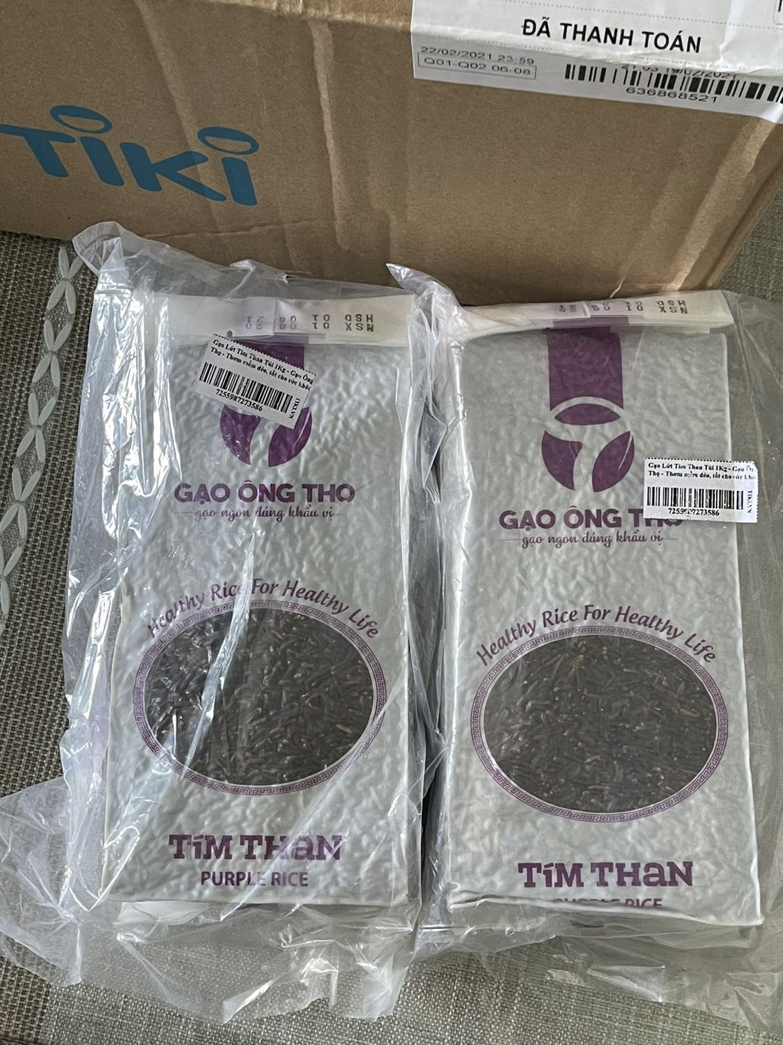 Sản phẩm giống như mô tả. Gạo nấu lên chín dẻo. Lần đầu mix cùng với hạt diêm mạch trắng và lỡ cho hơi nhiều nước nên cơm hơi ướt. Tiki giao hàng nhanh và NV vui vẻ.