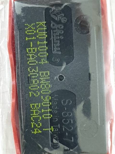 mình đặt hàng là tampon S844 sao giao S852