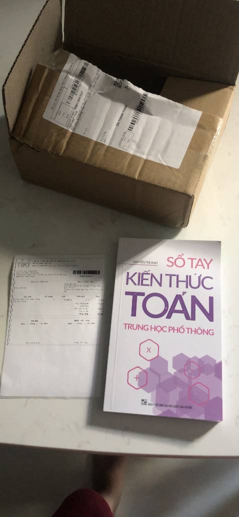 Hi shop, mình mua 2 cuốn, nhưng chỉ nhận được 1 cuốn, shop kiểm tra lại thông tin giúp mình.