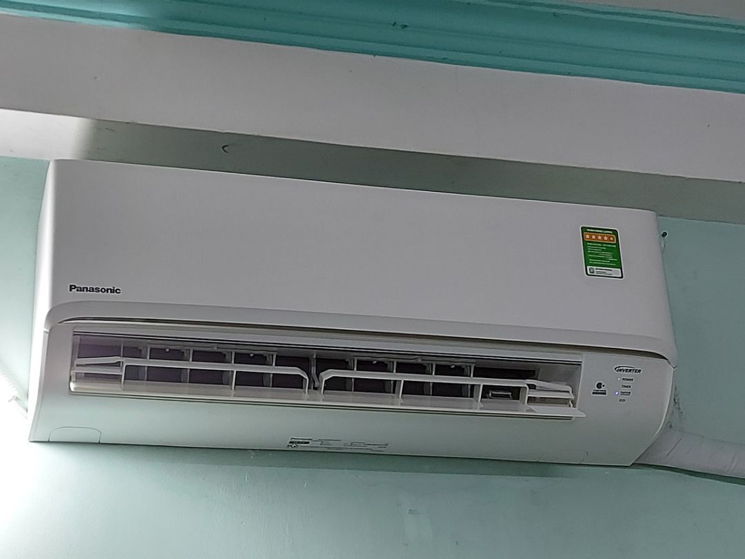 Máy lạnh làm mát nhanh, bề ngoài đẹp sang. Tiki giao nhanh và cẩn thận, ráp cũng kỹ. Hài lòng!