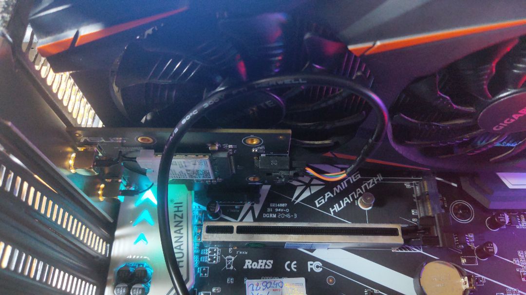 hàng ko vỏ hộp nhưng chất lượng tuyệt vời, gắn card vào là máy auto nhận driver và chạy phà phà luôn, chỉ có driver bluetooth fix hơi cực xíu máy mới nhận. hàng ko vỏ hộp nhưng chất lượng tuyệt vời, gắn card vào là máy auto nhận driver và chạy phà phà luôn, chỉ có driver bluetooth fix hơi cực xíu máy mới nhận.