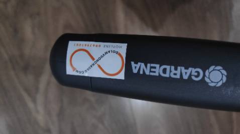 Sản phẩm hoàn thiện đẹp, nhãn mác xuất sứ rõ ràng.