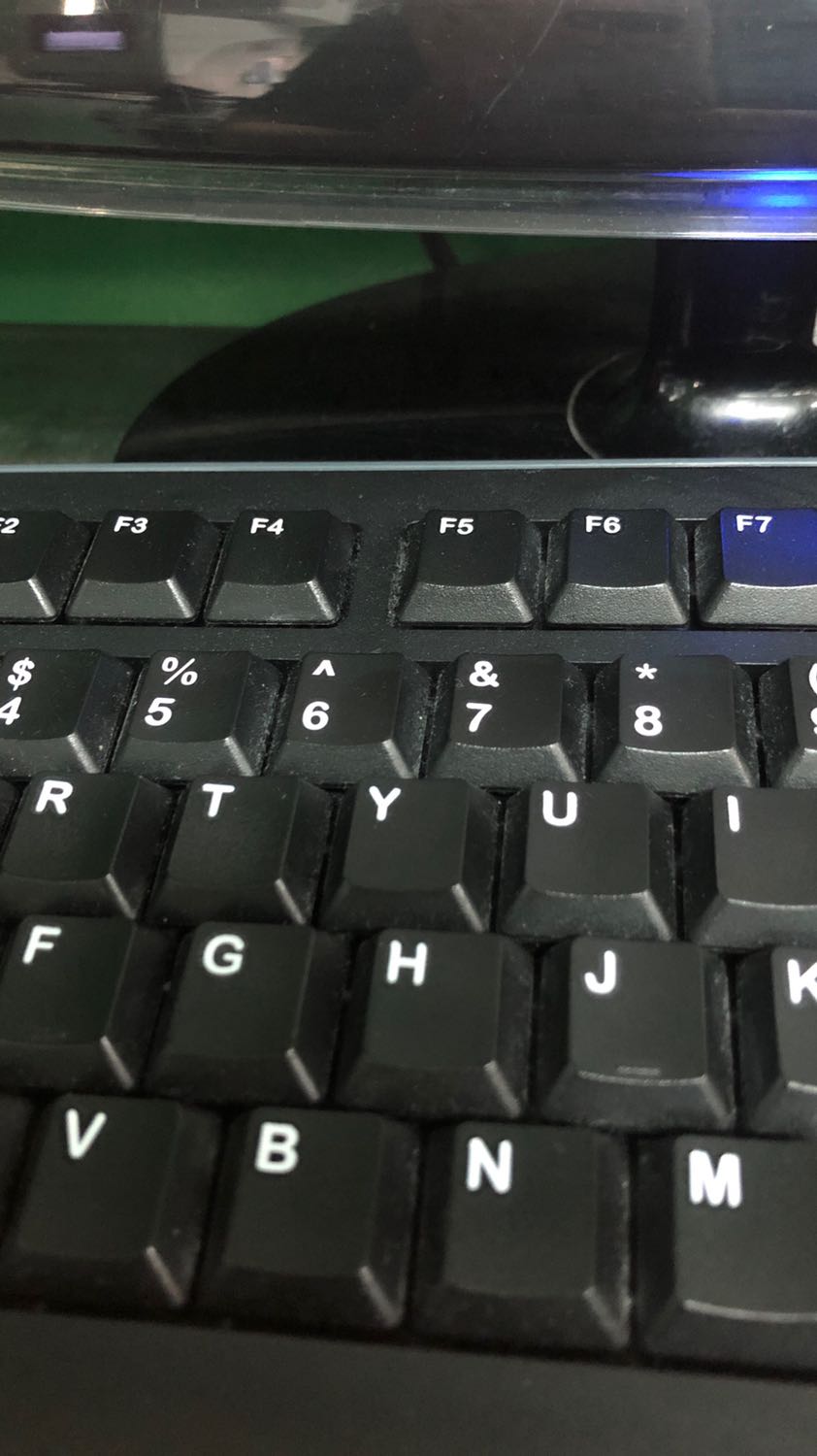 Hộp đẹp , thoi trang, chất vải quá xịn xò, sờ tay thôi cũng thấy thik , rất đáng để mua