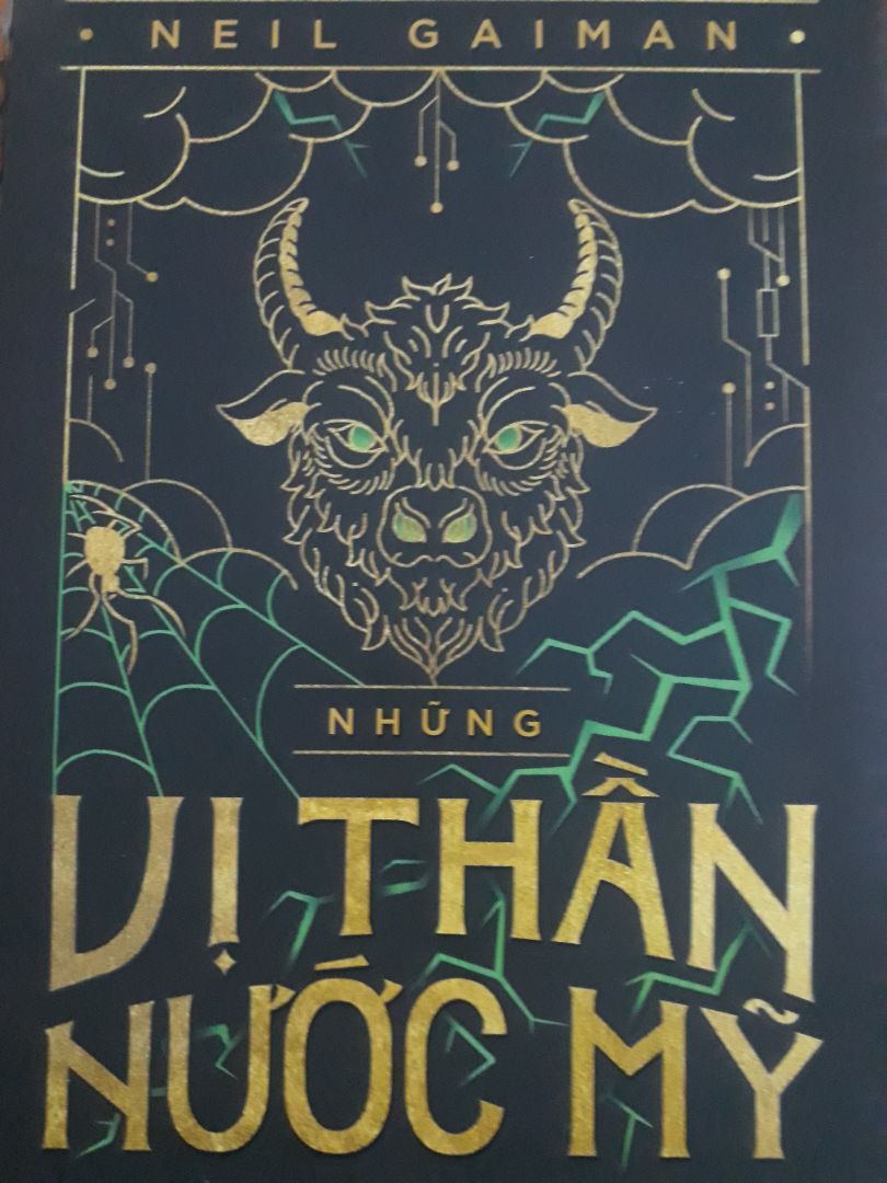 Tác phẩm hay được chuyển thể thành phim, xoay quanh cuộn chiến giữa old god và new god, Shadow đã dùng tính mạng để ngăn chặn trận này như thế nào và sự giúp sức shadow's wife Laura có thành công cùng với đó tìm ra ai cha của Shodow Loki hay Thor, xuyên suốt tác phẩm có những mẫu truyện hấp dẫn và lôi cuốn. sách được viết bởi NEIL GAIMAN.