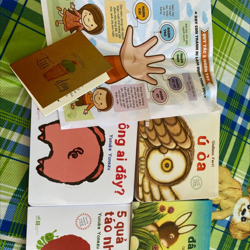 sách dễ thương mình nhìn còn thích, được tặng quyển sổ nho nhỏ dễ thương cho shop 5 sao cộng nhé