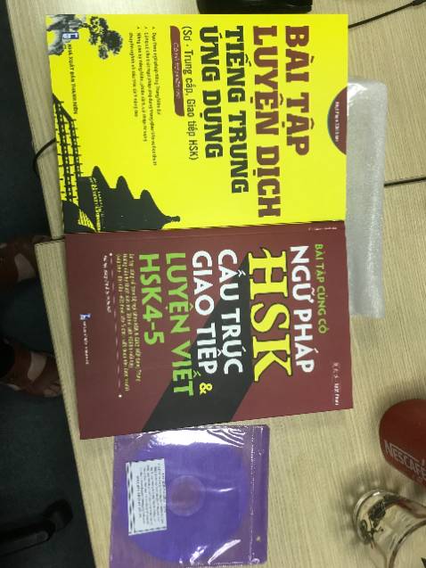 Sách đóng gói cẩn thận, in màu đẹp. Sờ sách mới thích thật. 
Nhờ sách gửi mã giảm giá và kho tài liệu 30G qua mail: *** giúp minh
