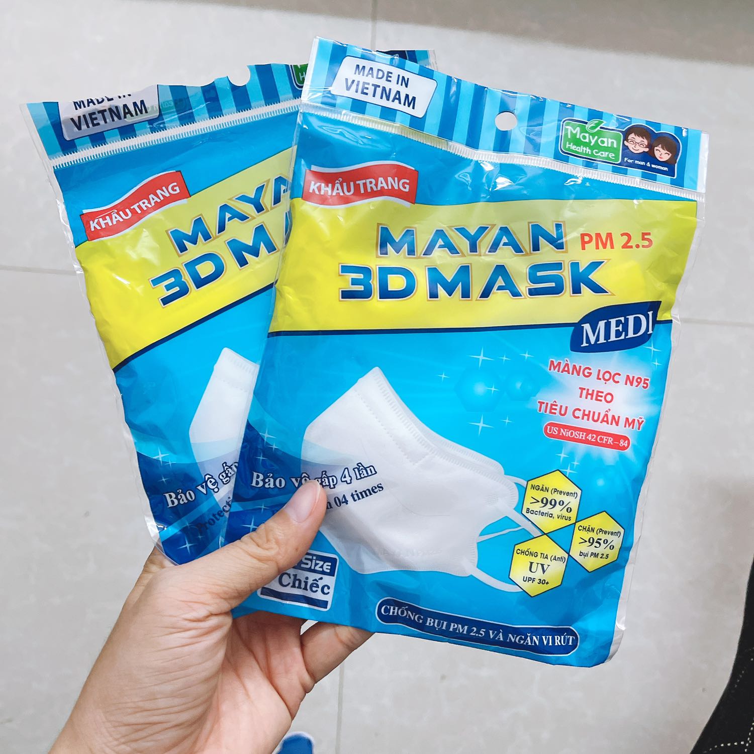 Dùng khẩu trang này đeo thoải mái... giao hàng nhanh... chất lượng ổn.. giá cả rẻ hơn siêu thị nha mn.. dùng trong mùa dịch ổn phết