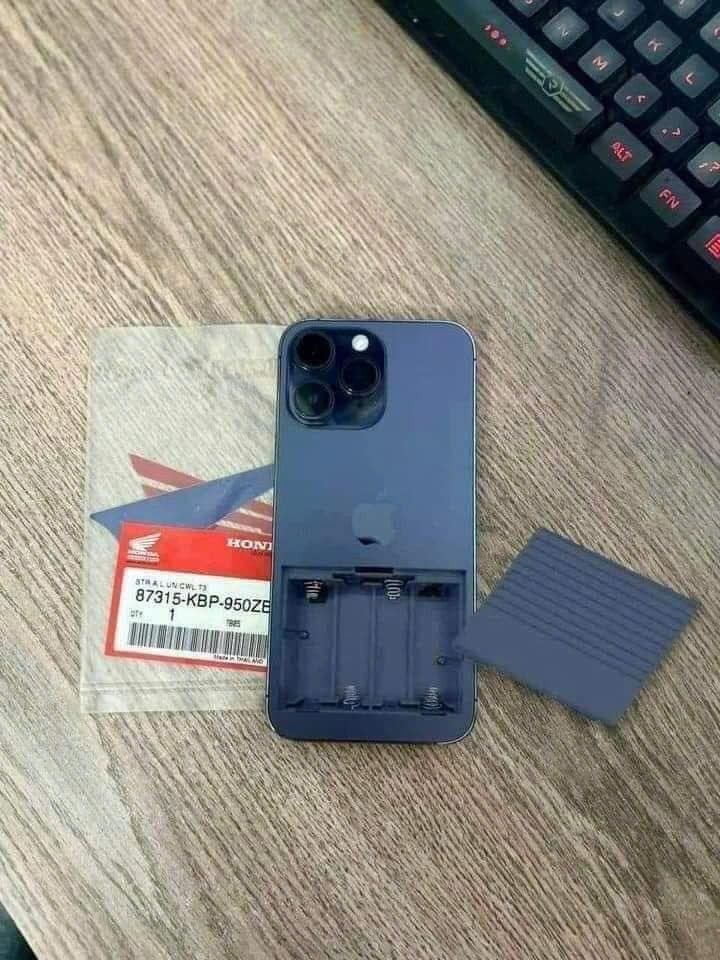 (TB) Từ nay, bạn hoàn toàn an tâm khi giao dịch trên VNPT Money với Bảo hiểm giao dịch trực tuyến! Quyền lợi tới 50 triệu đồng/năm, phí chỉ 3.000đ/tháng. Cập nhật ứng dụng mới nhất và trải nghiệm để được MIỄN PHÍ tháng đầu tại https://km.vnptmoney.vn/BHTT. LH 18001091 (#3).