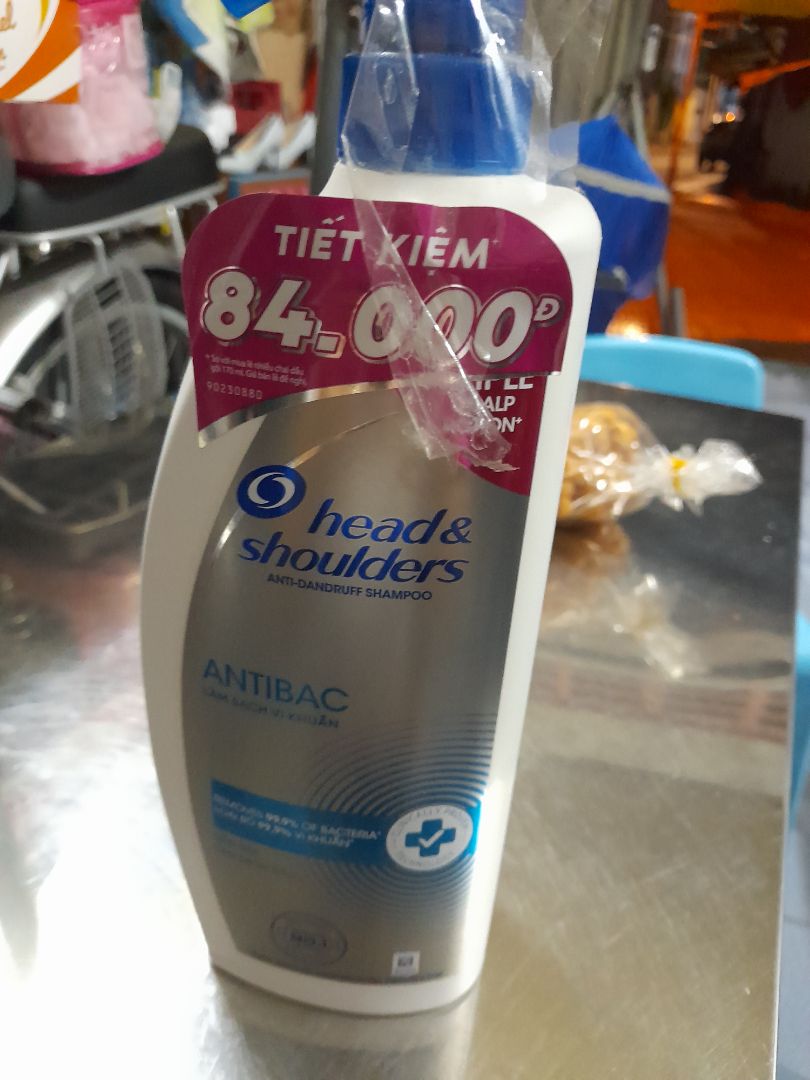 dầu gội mát lạnh, sạch gàu, da đầu không ngứa, mua ngay đợt khuyến mãi nên giá rẻ bất ngờ. sẽ tiếp tuc ủng hộ shop
