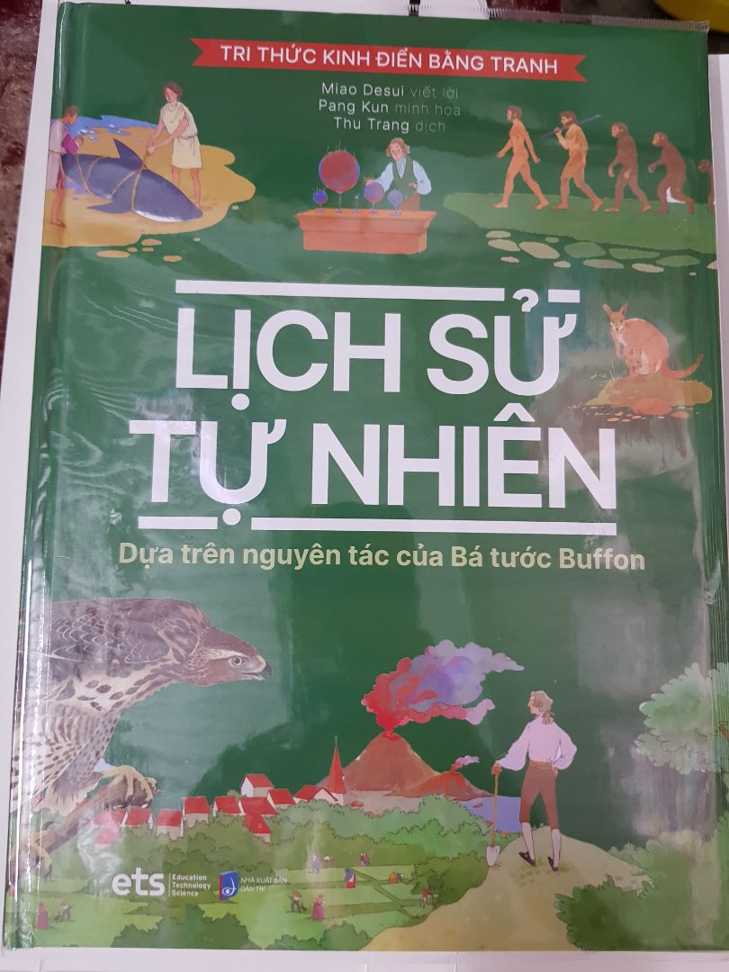 Quyển này là dày nhất và đắt nhất trong bộ 4 quyển nhưng mua qua Tiki giá rất tốt, sách đẹp và bổ ích, giao hàng nhanh, mình rất hài lòng.