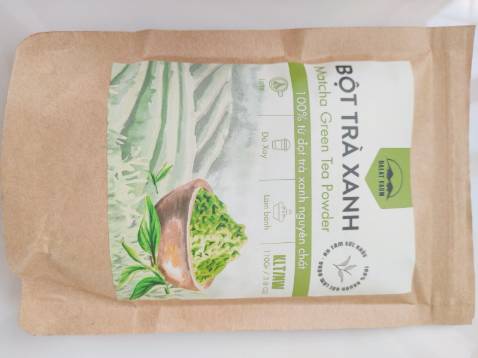 Thấy bảo 100% nguyên chất thì mua thôi chứ mình không phải chuyên gia bột trà xanh. Mùi thơm nhẹ.