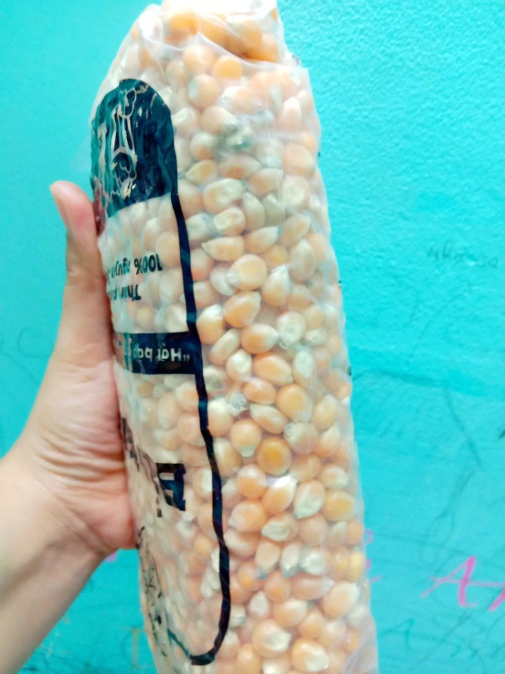 Mình rất không hài lòng về sản phẩm. Giao bắp mốc đen thì ăn thế nào? Mình mất tiền đổi lại sự bực mình.