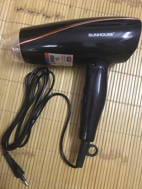 Giao hàng nhanh, máy sấy mát thích lắm, nóng thì có 2 mức nhanh khô tóc.