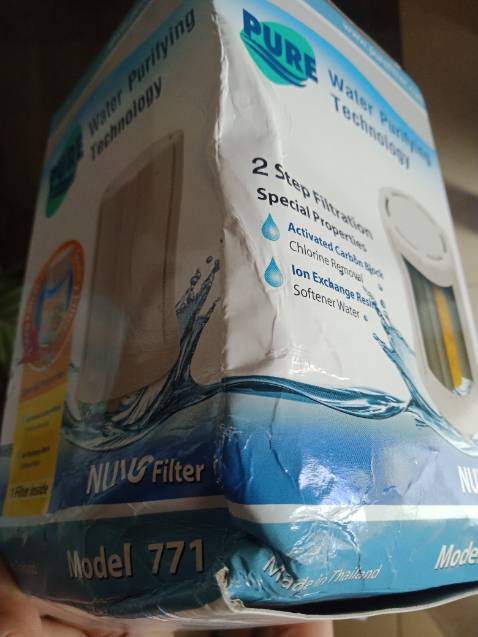 - Vận chuyển và giao hàng đúng thời gian dự kiến là 22/09/2023 ( +1 SAO).
- Shop đóng gói không được cẩn thận , quá trình vận chuyển quăng quật lên xuống xe bị móp méo bao bì ( - 1 SAO) .
- Trên bao bì sản phẩm dưới dòng chữ : www.purefilter.com) shop check lên trang web có chữ ; German với biểu tượng lá cờ Đức (GERMANY) màu đen , đỏ , vàng ? Nhưng bao bì sản phẩm tôi mua không thấy có biểu tượng trên và hơi quan ngại về nguồn gốc sản phẩm có chính hãng (Công nghệ Đức , sản xuất tại Thailand) hay không ???